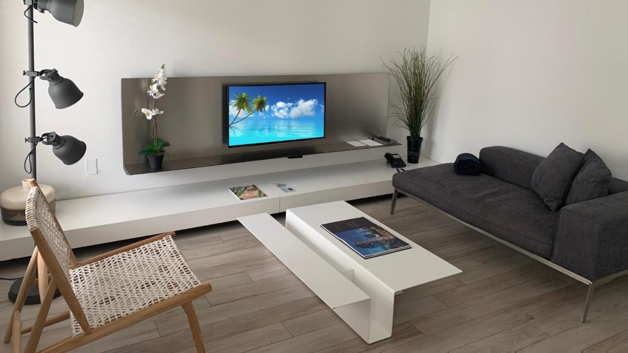Beach Haus Key Biscayne Contemporary Apartments Extérieur photo