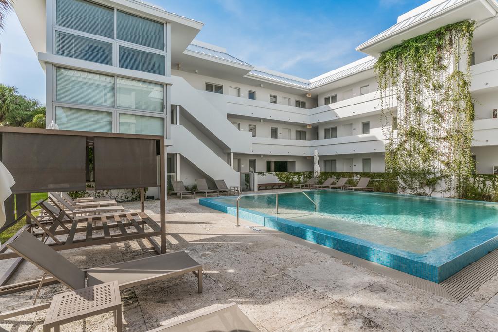 Beach Haus Key Biscayne Contemporary Apartments Extérieur photo