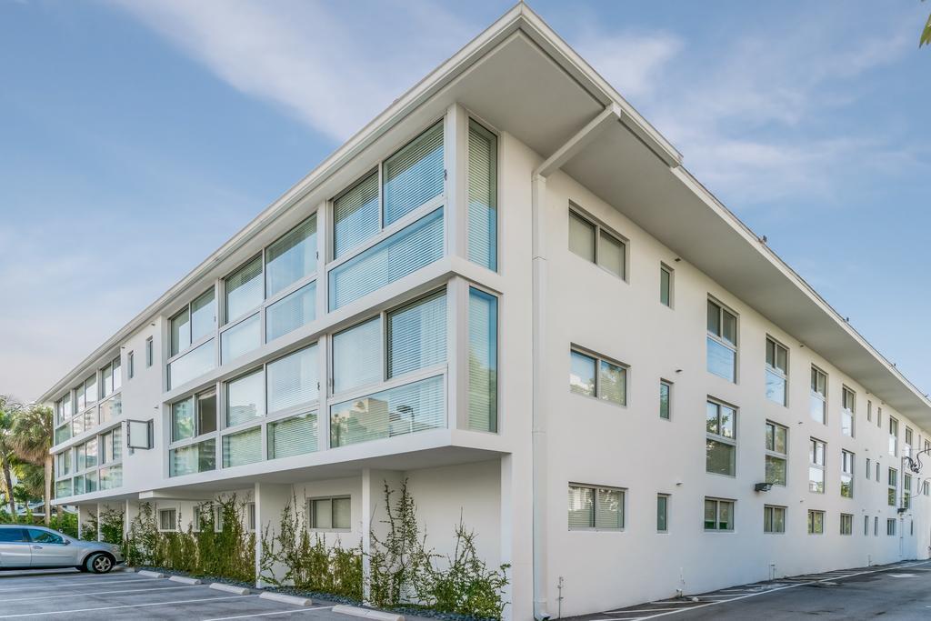 Beach Haus Key Biscayne Contemporary Apartments Extérieur photo