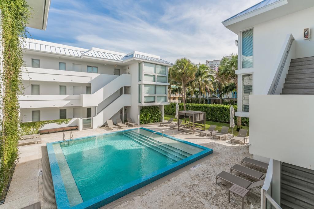 Beach Haus Key Biscayne Contemporary Apartments Extérieur photo