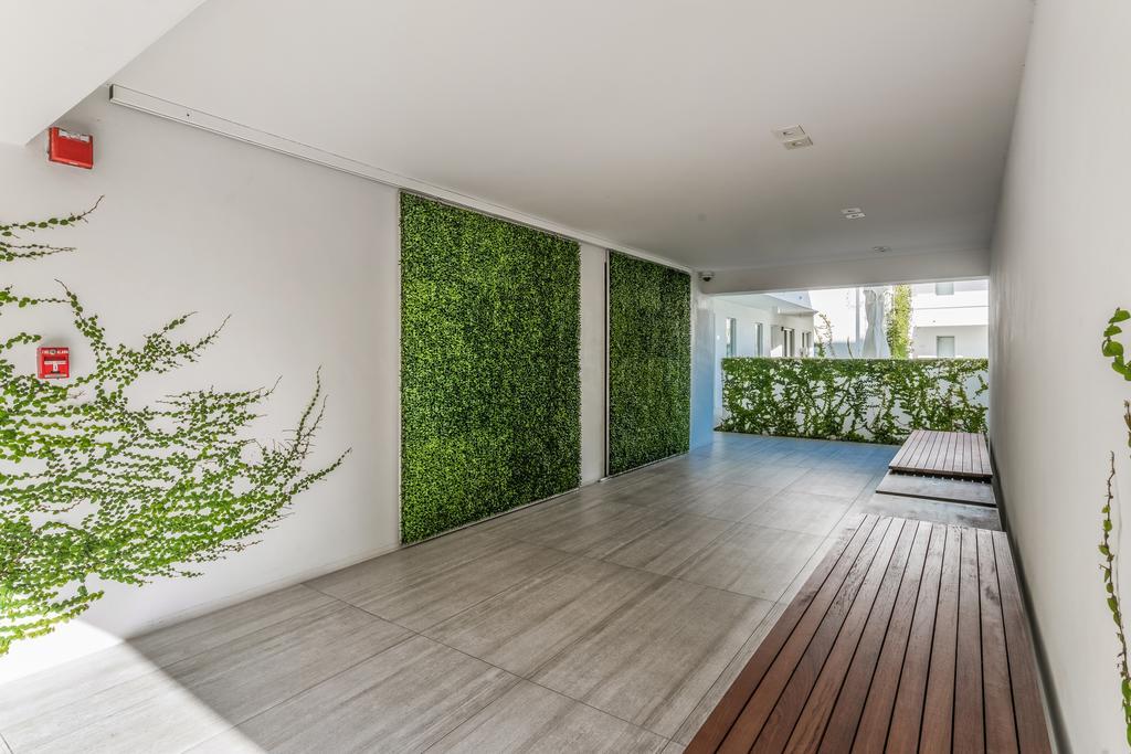 Beach Haus Key Biscayne Contemporary Apartments Extérieur photo