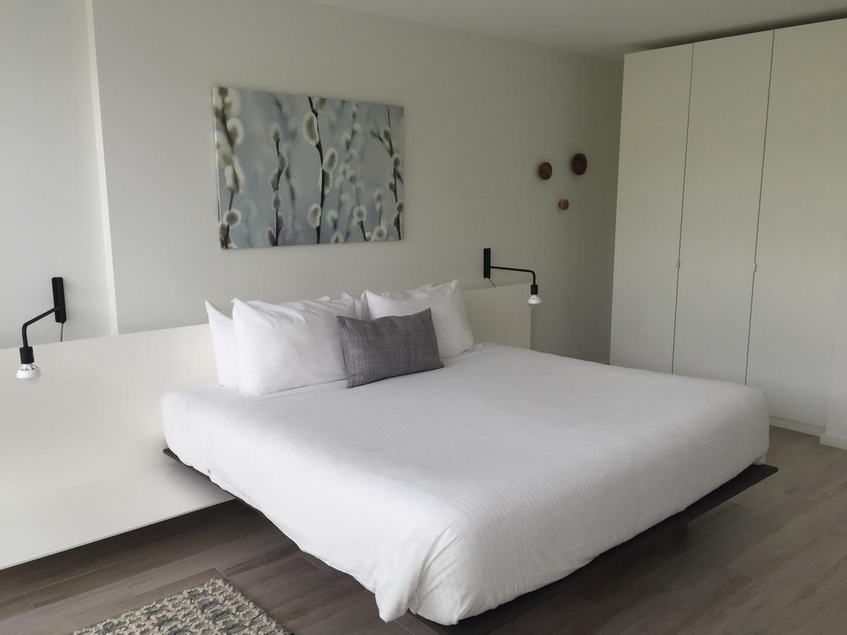 Beach Haus Key Biscayne Contemporary Apartments Extérieur photo