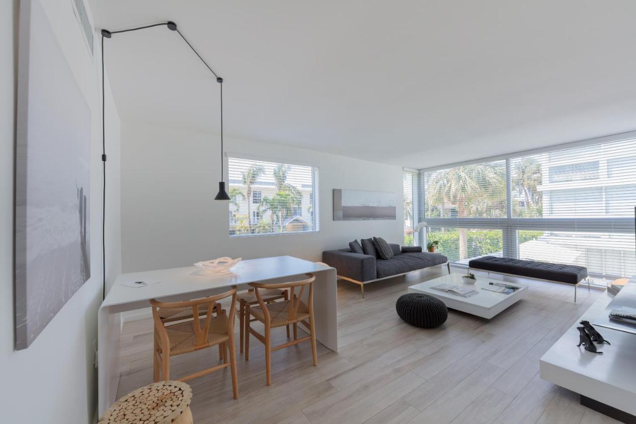 Beach Haus Key Biscayne Contemporary Apartments Extérieur photo