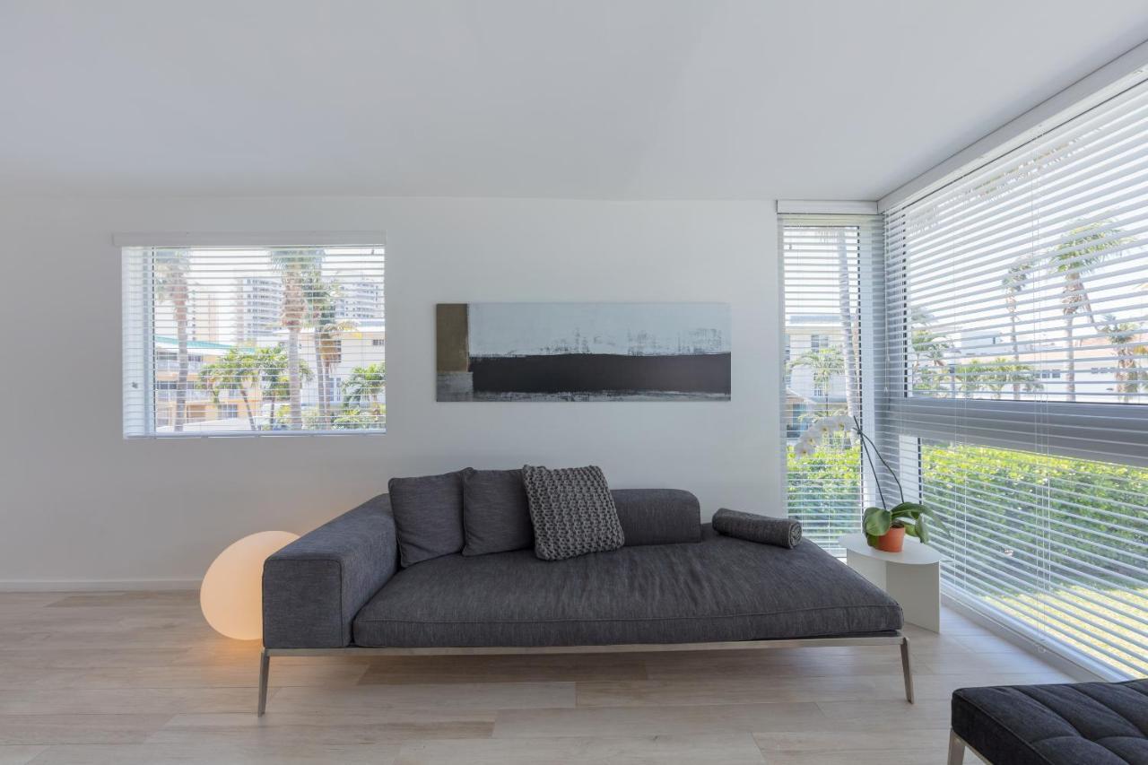 Beach Haus Key Biscayne Contemporary Apartments Extérieur photo