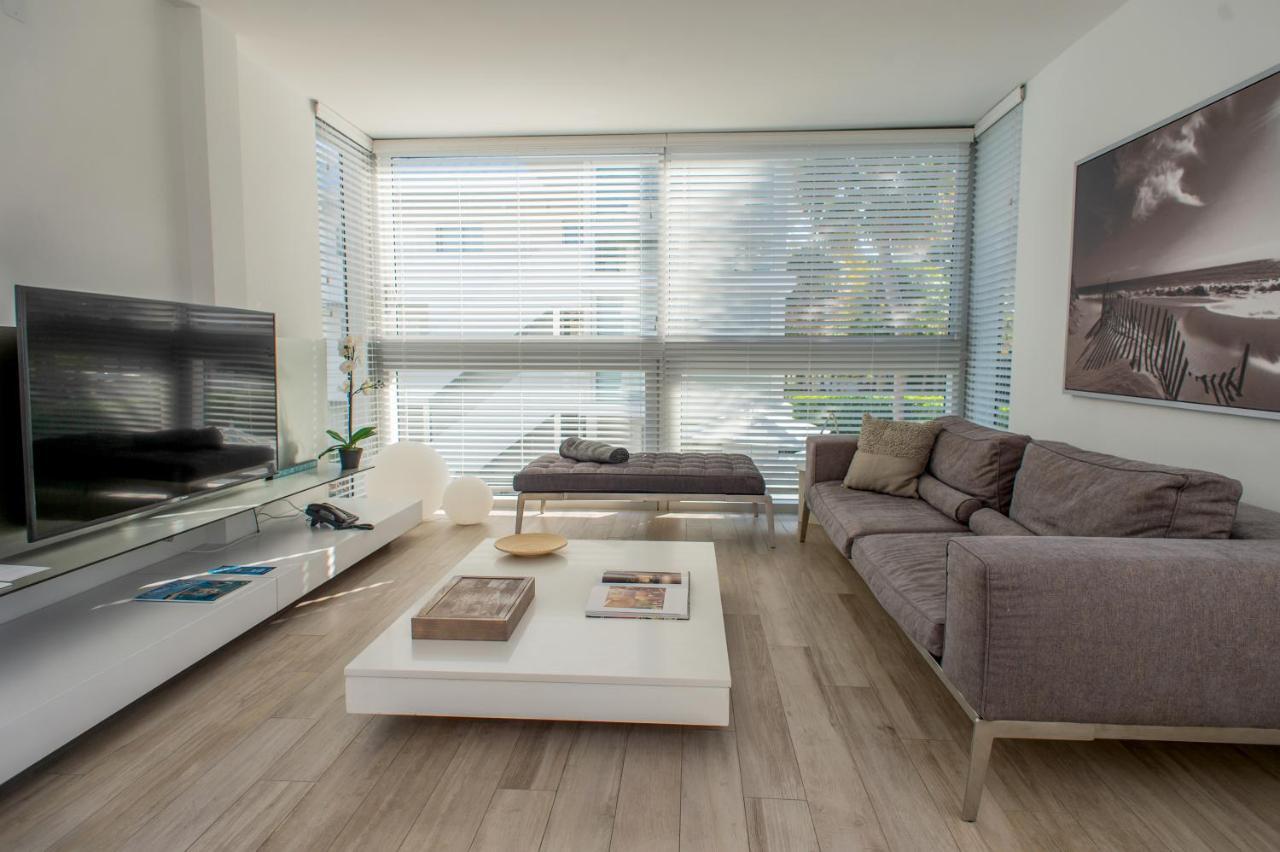Beach Haus Key Biscayne Contemporary Apartments Extérieur photo