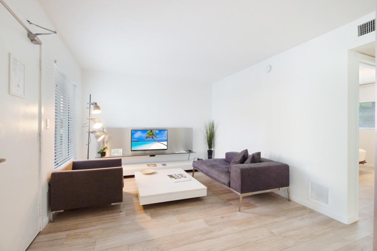 Beach Haus Key Biscayne Contemporary Apartments Extérieur photo