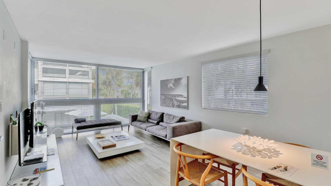 Beach Haus Key Biscayne Contemporary Apartments Extérieur photo